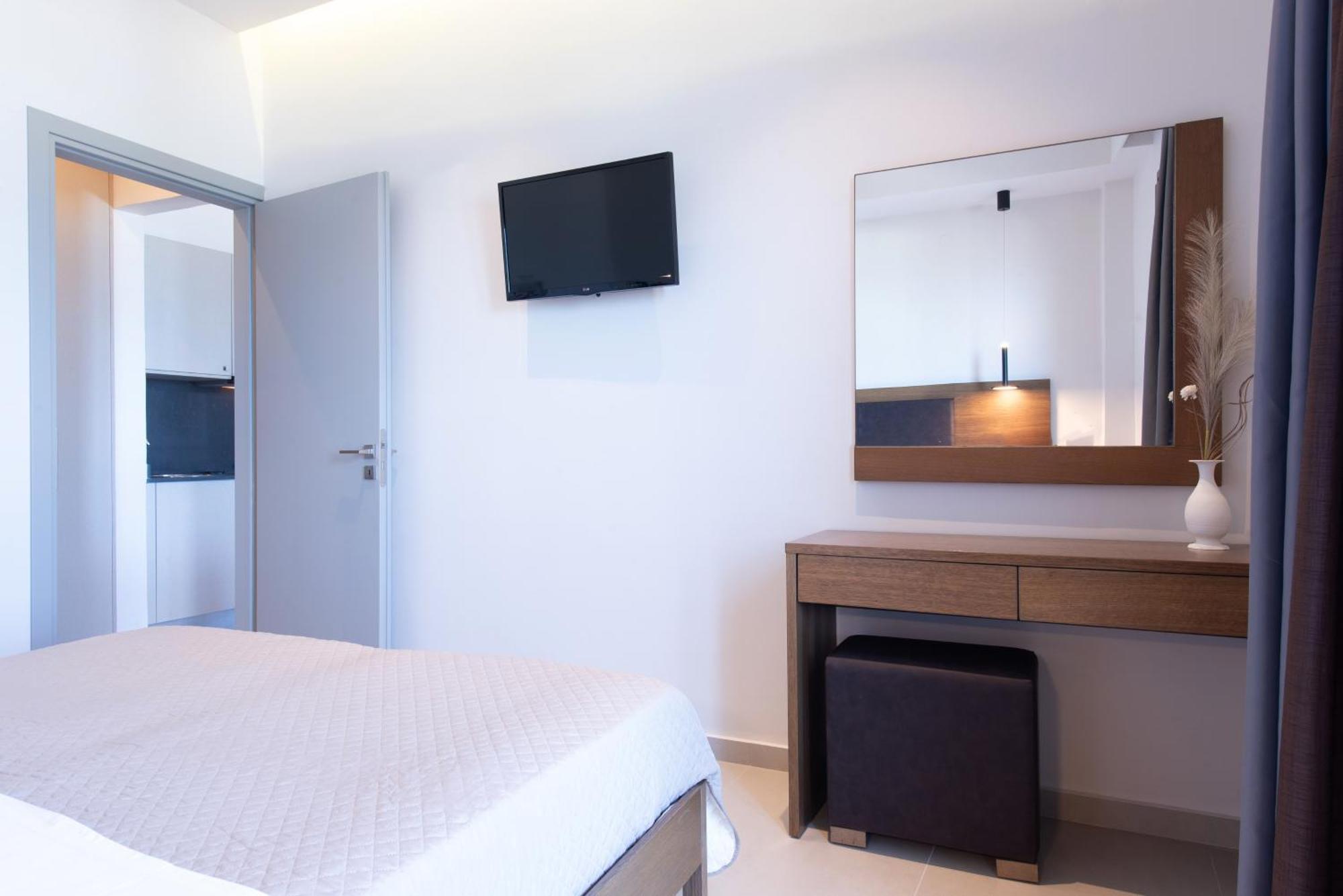 Panasia Seaview Apartments Kokkini Hani Exterior photo